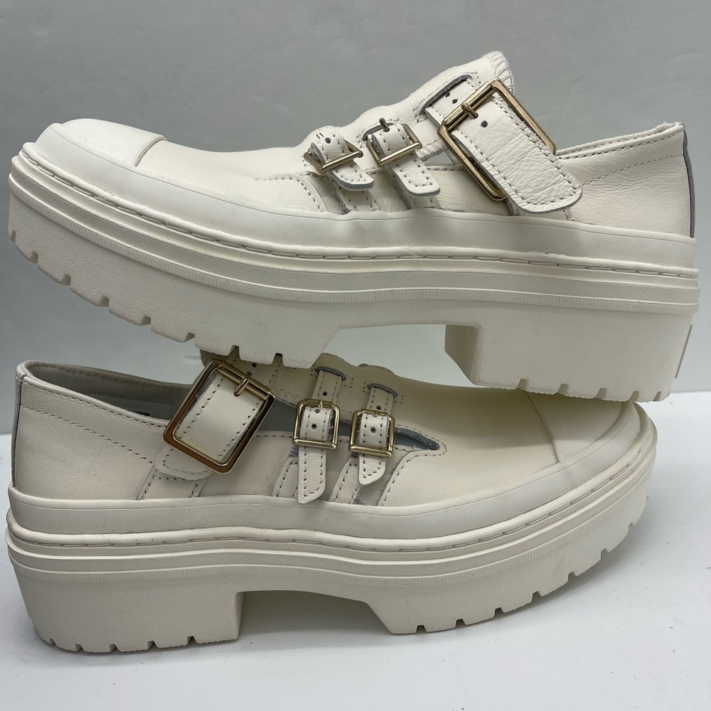 Converse • Wmns Chuck Taylor All Star Lugged Heel Mary Jane Platforms - Picture 16 of 16